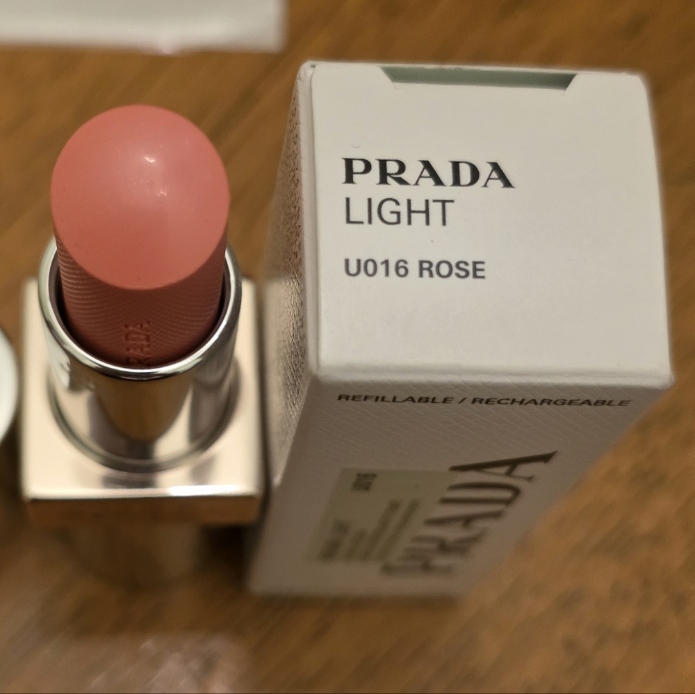 Prada Light Glowing Lip Oil Stick U016 ROSE. BNIB - Picture 4 of 8